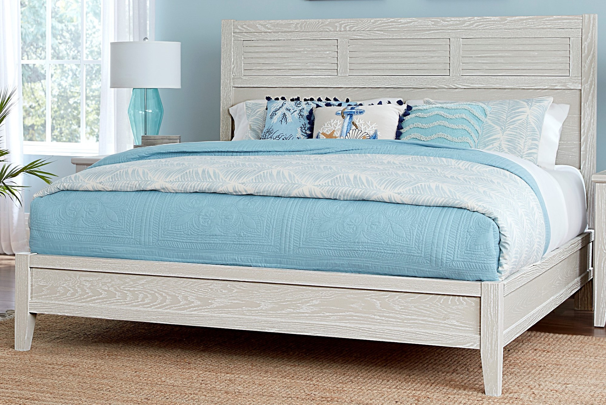 Cal King Louvered Bed with Low Profile Footboard