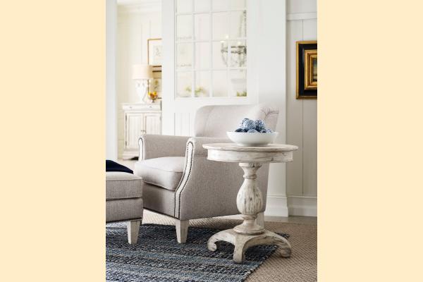 Kincaid Selwyn Kelsey Round End Table