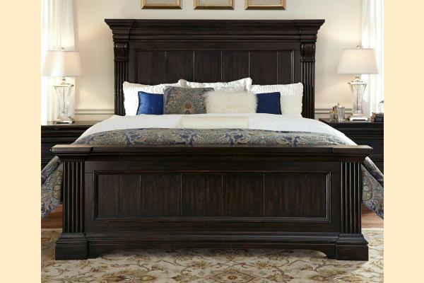 Pulaski Caldwell Queen Panel Bed